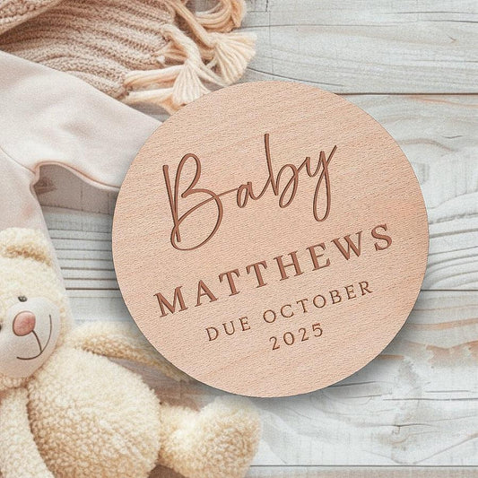 Hello World My Name Is | Engraved Wooden Disc | Personalised Baby Birth Arrival Sign | Hello Welcome World | Baby Shower | Wooden Birth Gift