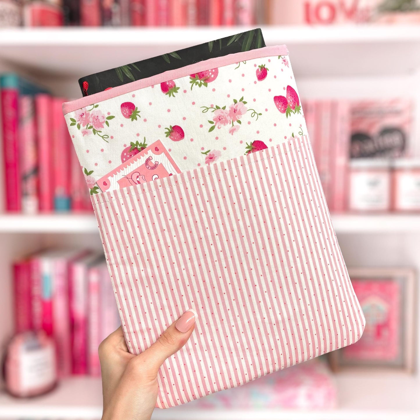 Book Sleeve With Pocket | Book Lover Gift | Ereader Cover | Padded Book Cover |  Book Pouch | Tablet Cover | Book Purse | Tablet Sleeve